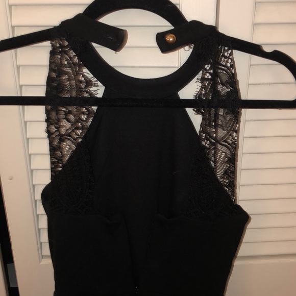 open back Lulu’s dress - Picture 2 of 3